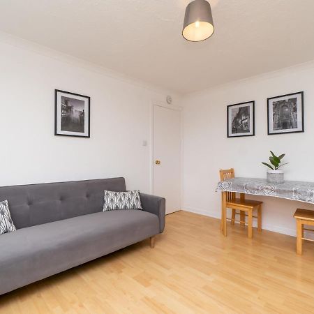 Ferienwohnung Pass The Keys One Bed Flat With Stunning Views And Free Parking Bath Exterior foto