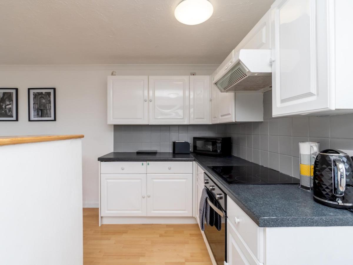 Ferienwohnung Pass The Keys One Bed Flat With Stunning Views And Free Parking Bath Exterior foto