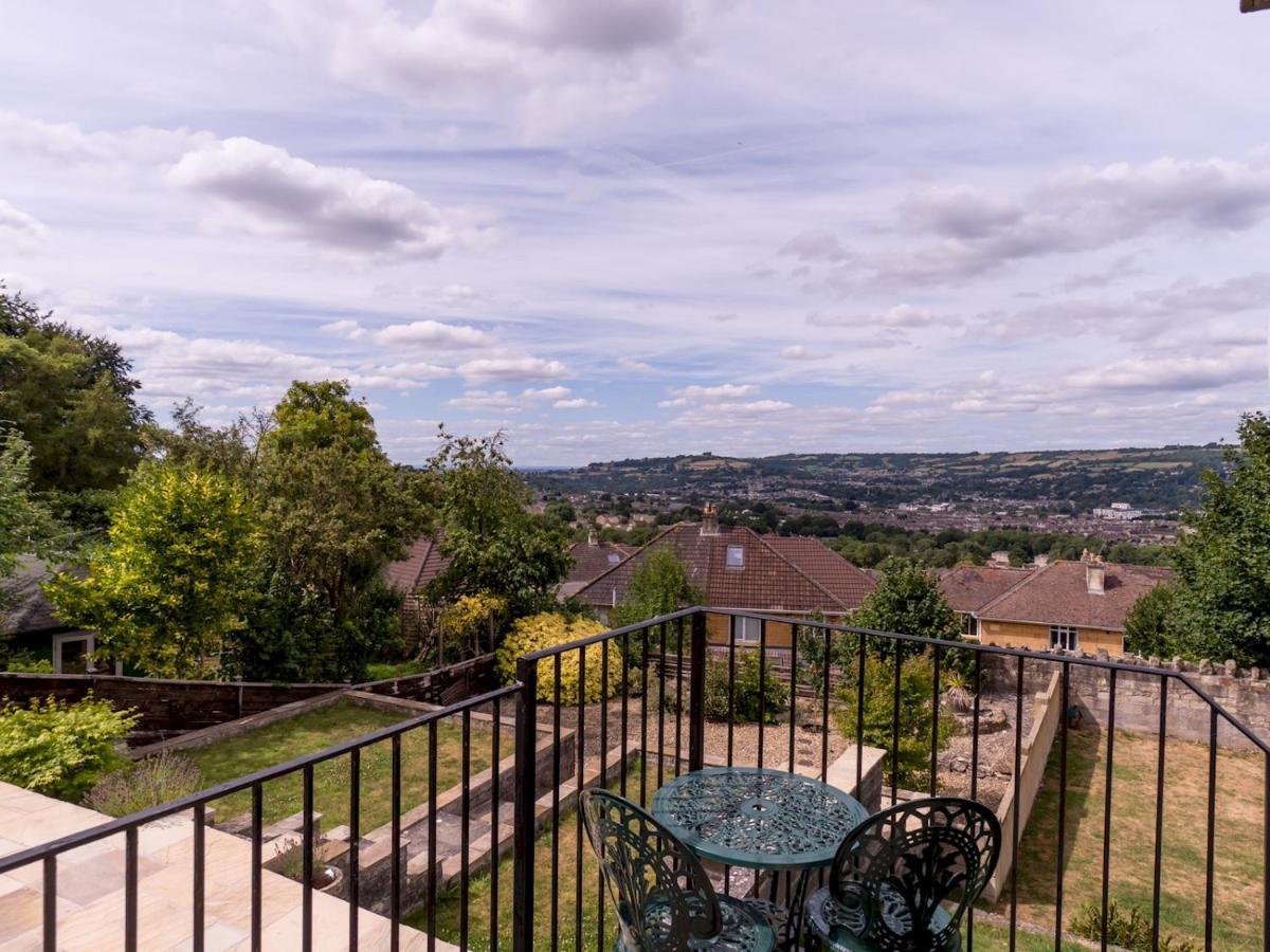 Ferienwohnung Pass The Keys One Bed Flat With Stunning Views And Free Parking Bath Exterior foto
